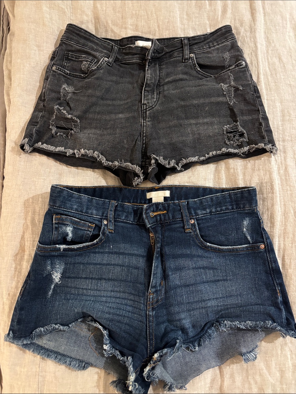 H&M Distressed Denim Shorts Duo - Black & Dark Blue